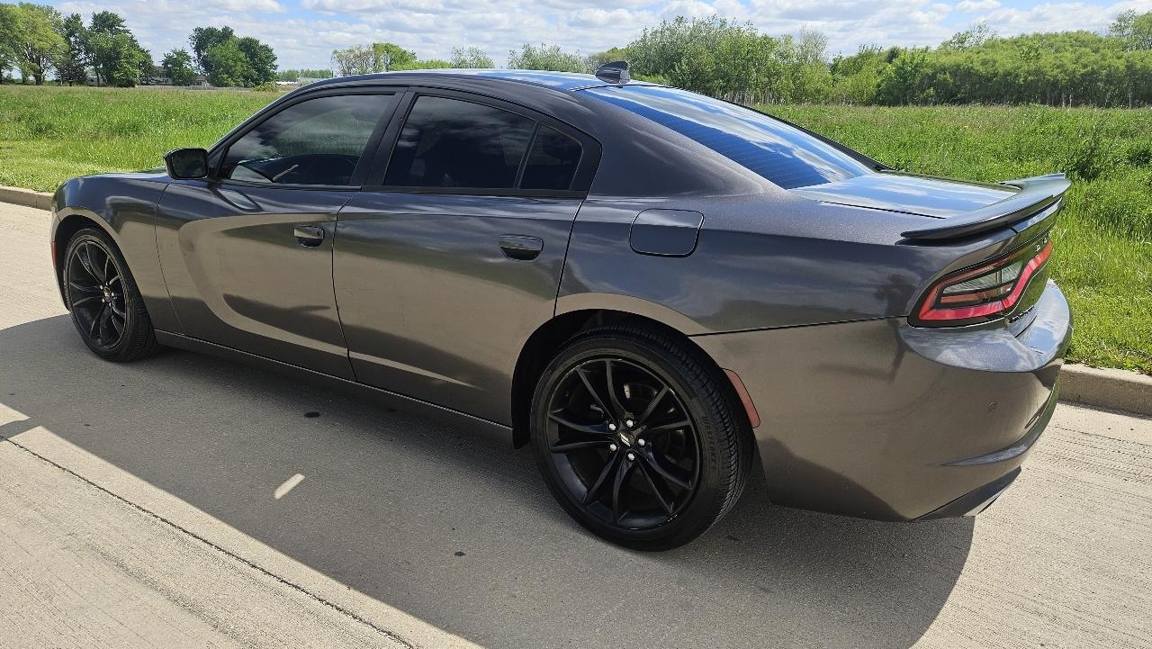 Dodge Charger SXT Plus RWD 2018