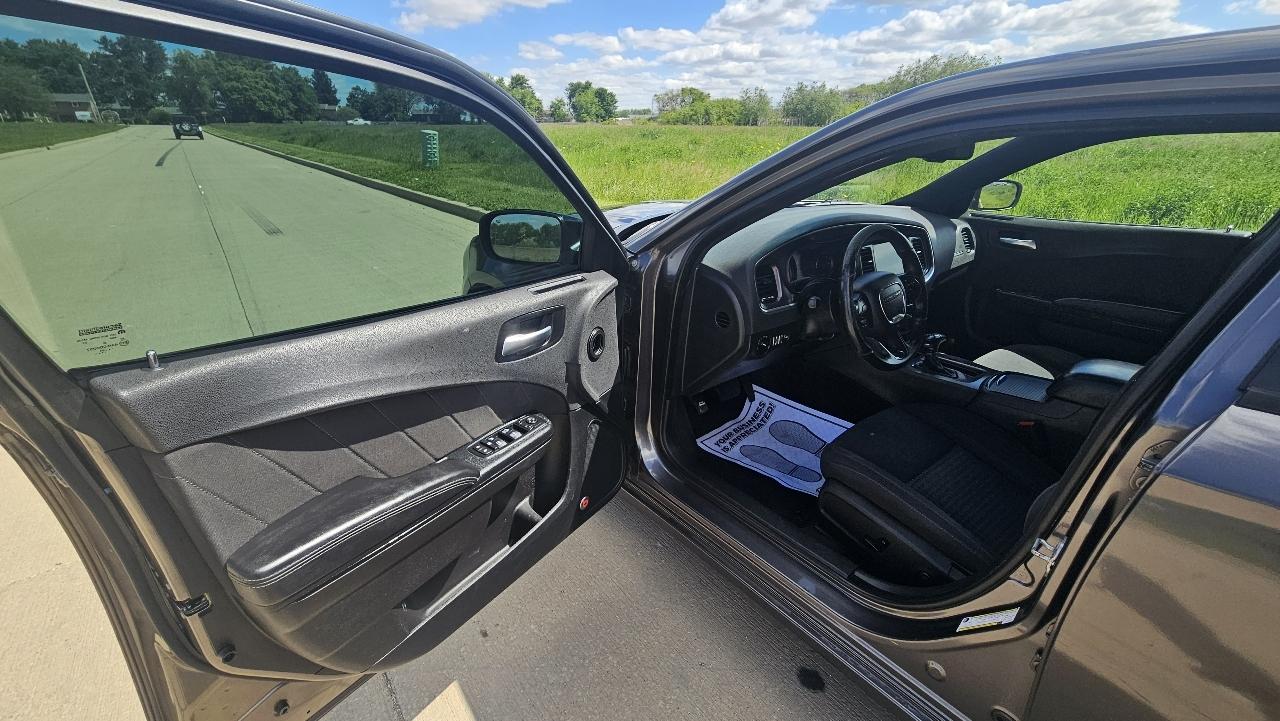Dodge Charger SXT Plus RWD 2018