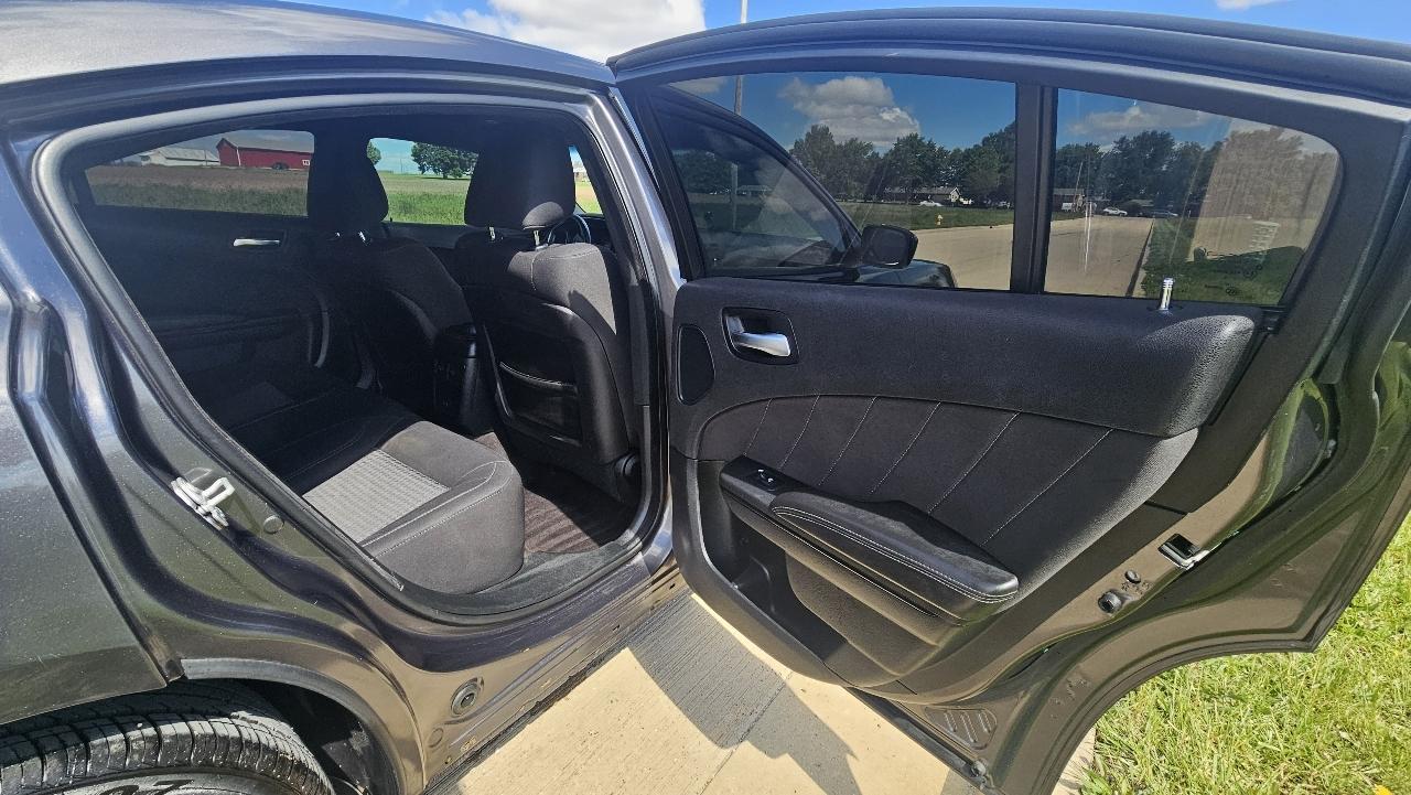 Dodge Charger SXT Plus RWD 2018