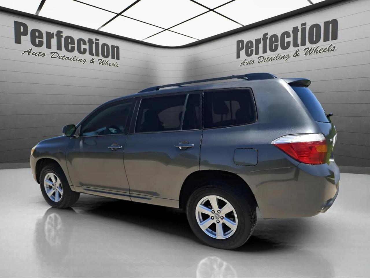 Toyota Highlander 4WD 4dr Base (Natl) 2008
