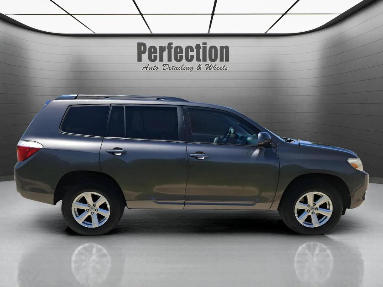 Toyota Highlander 4WD 4dr Base (Natl) 2008