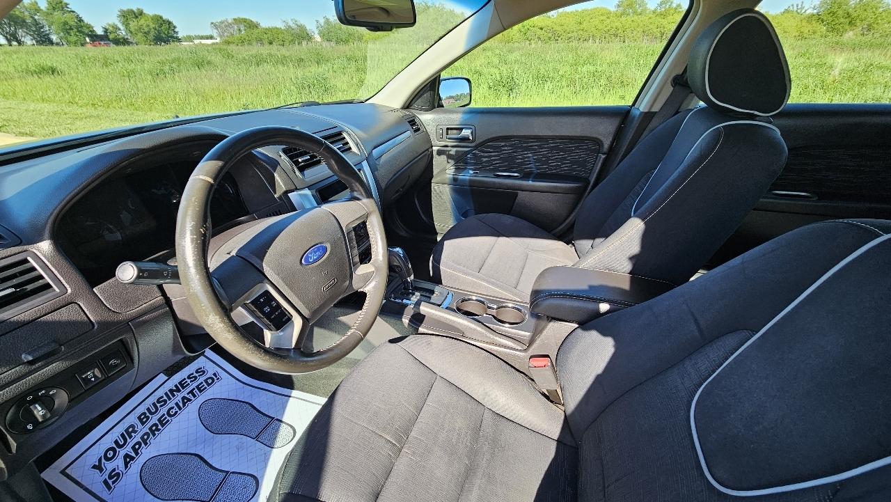 Ford Fusion 4dr Sdn SE FWD 2010