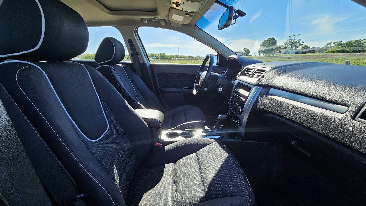 Ford Fusion 4dr Sdn SE FWD 2010