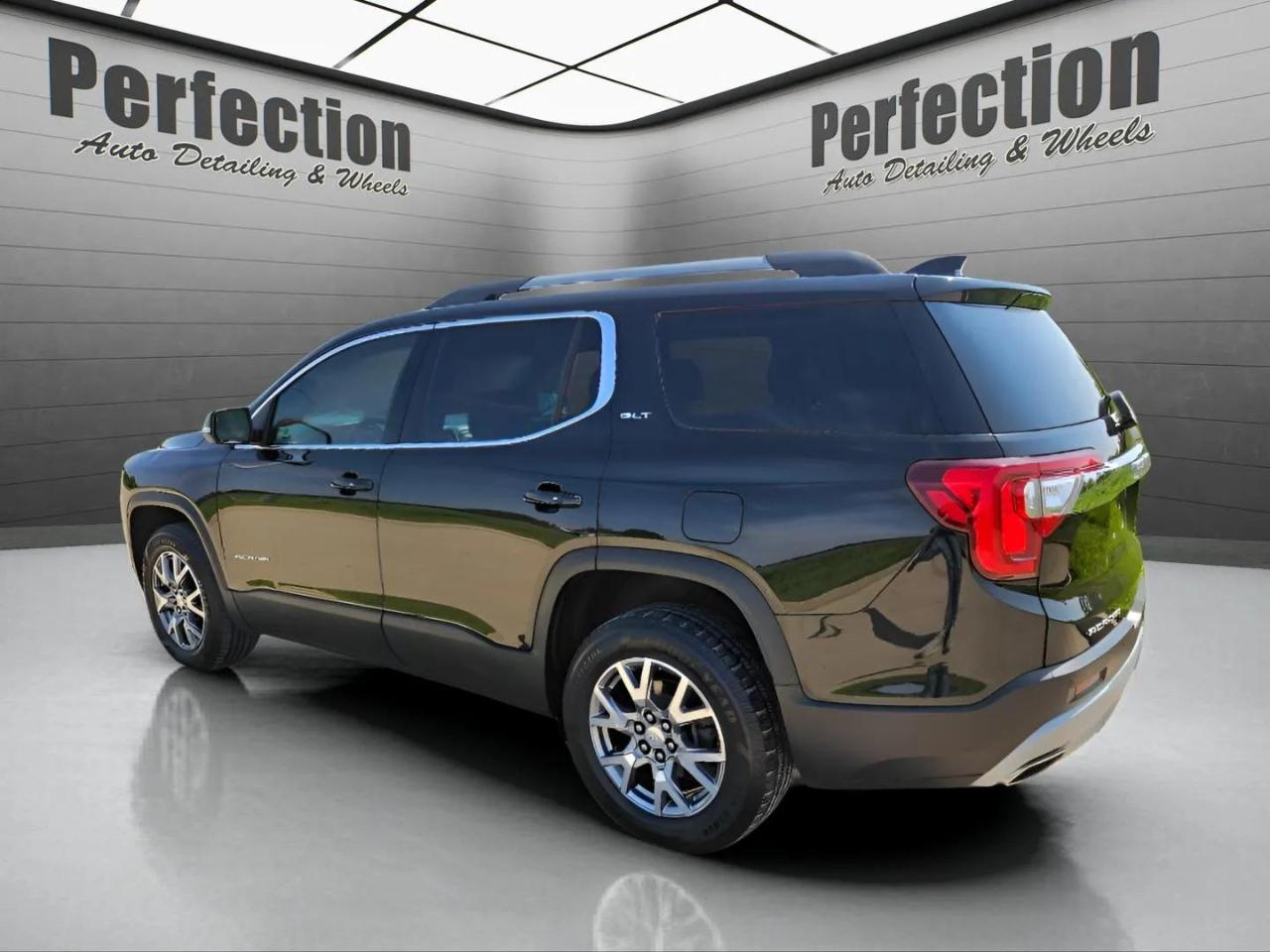 GMC Acadia FWD 4dr SLT 2020