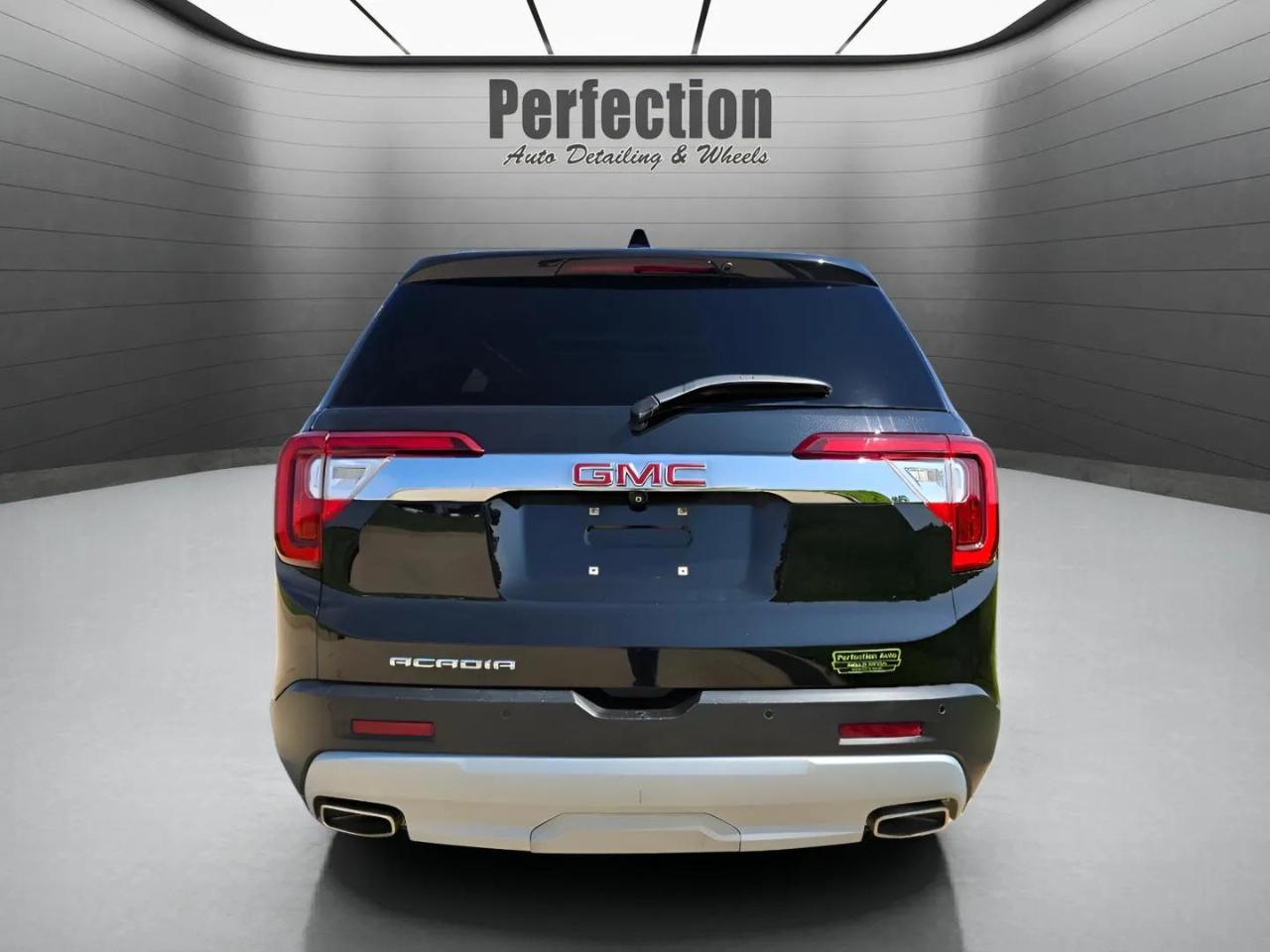 GMC Acadia FWD 4dr SLT 2020