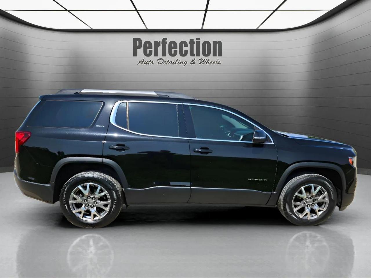 GMC Acadia FWD 4dr SLT 2020
