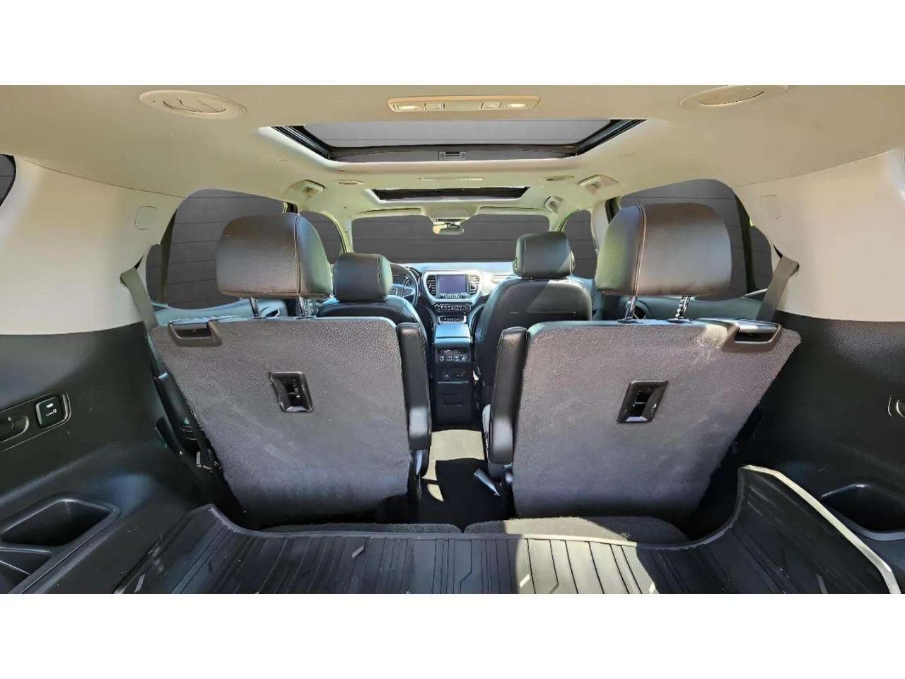 GMC Acadia FWD 4dr SLT 2020