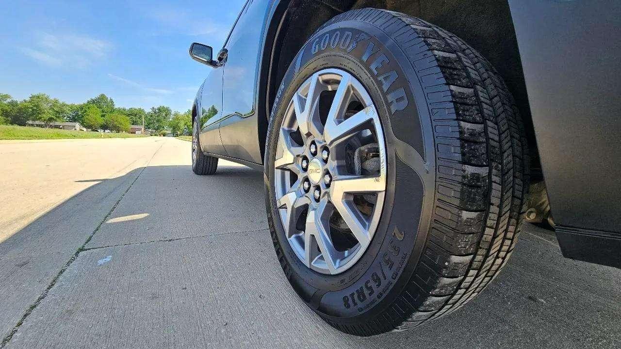 GMC Acadia FWD 4dr SLT 2020