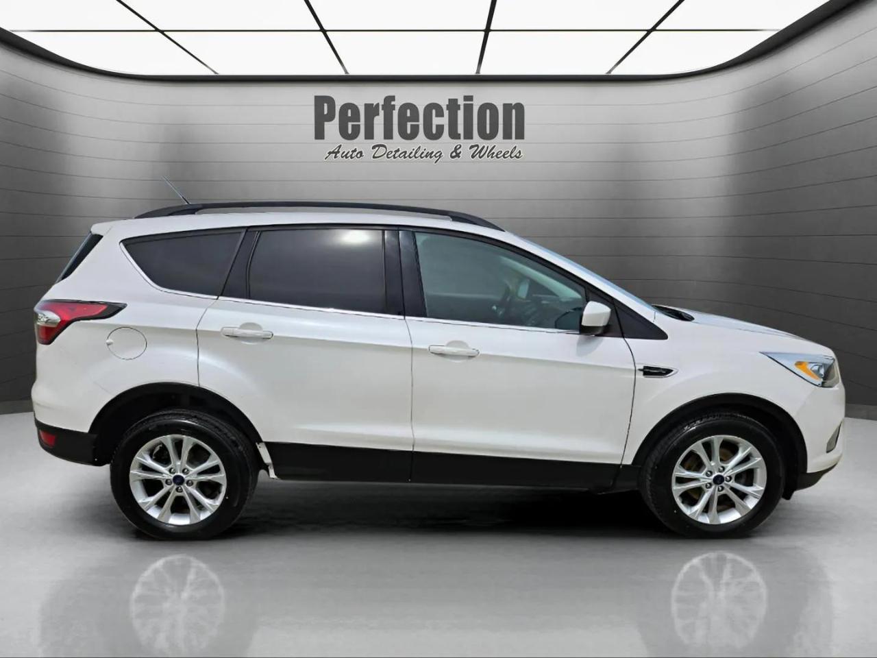 Ford Escape SE FWD 2017