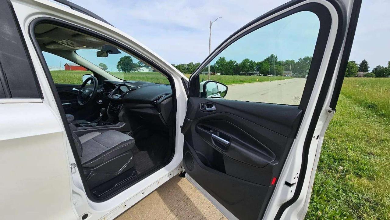 Ford Escape SE FWD 2017