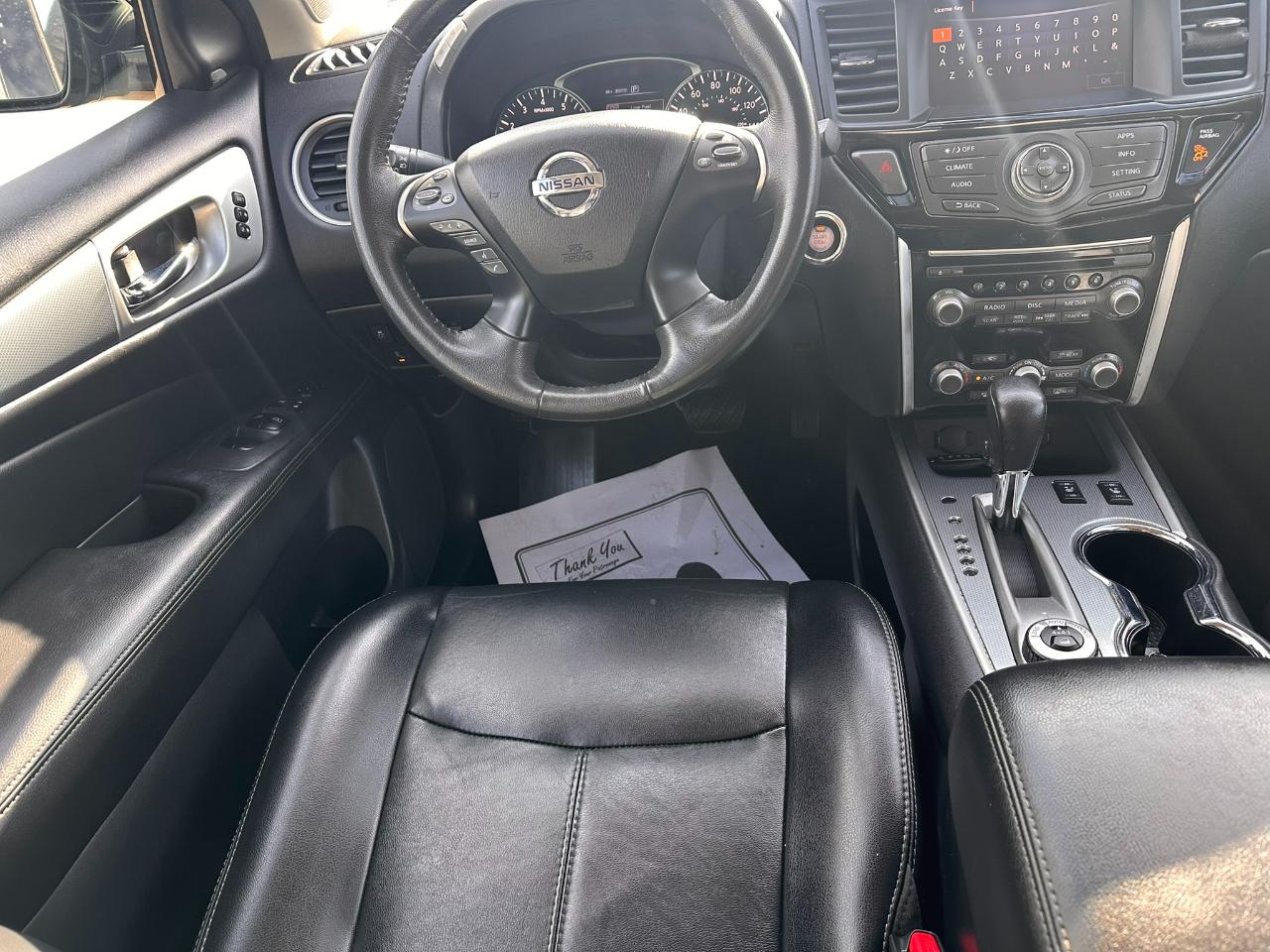 Nissan Pathfinder 4x4 SL 2017