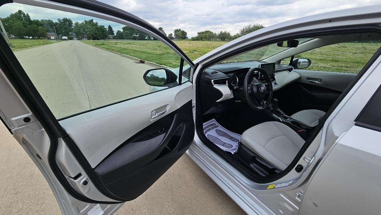 Toyota Corolla LE CVT (Natl) 2020