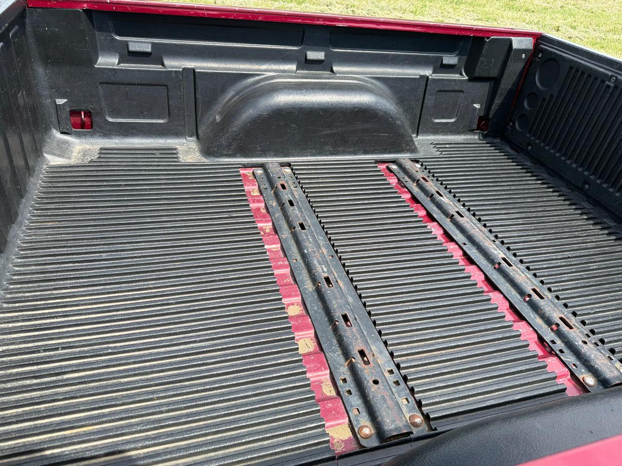 Chevrolet Silverado 2500HD Crew Cab 153" WB 4WD LT 2004