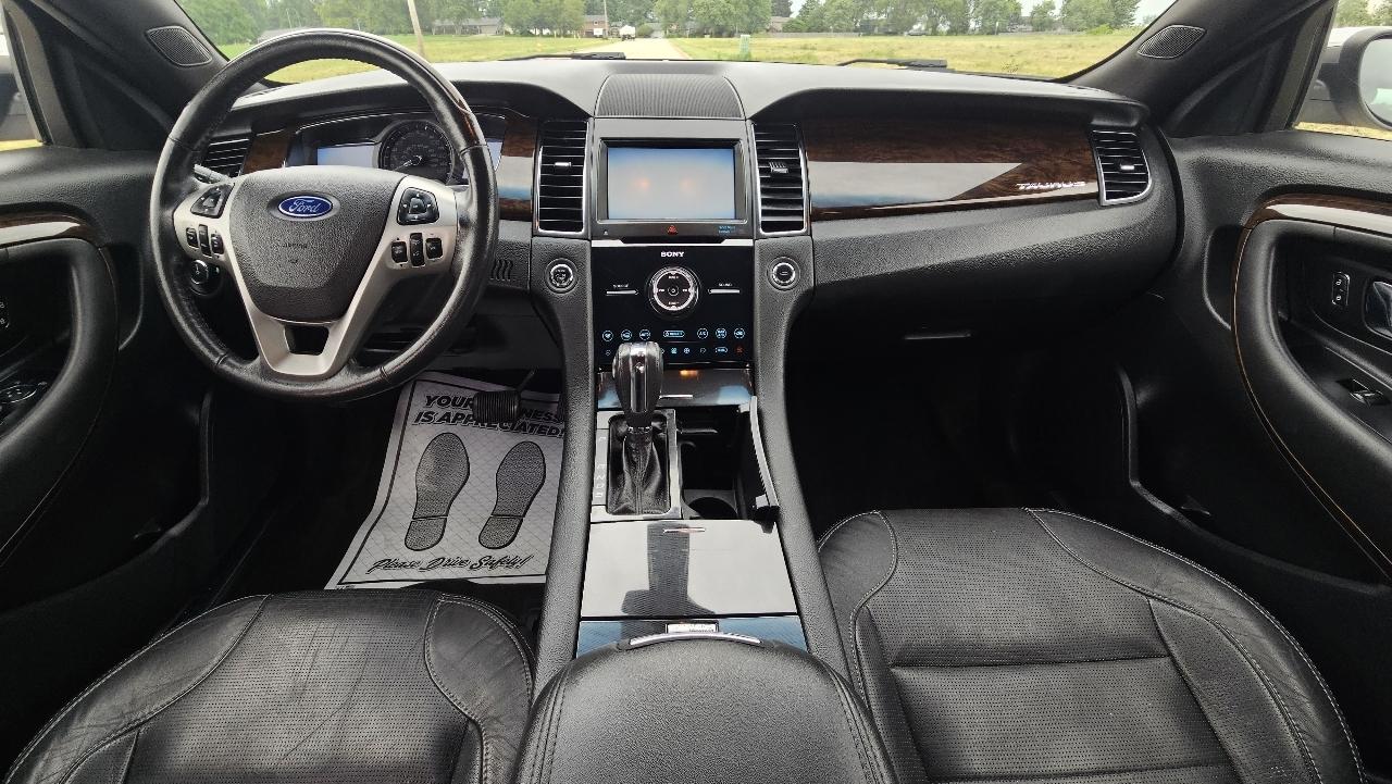 Ford Taurus 4dr Sdn Limited FWD 2014