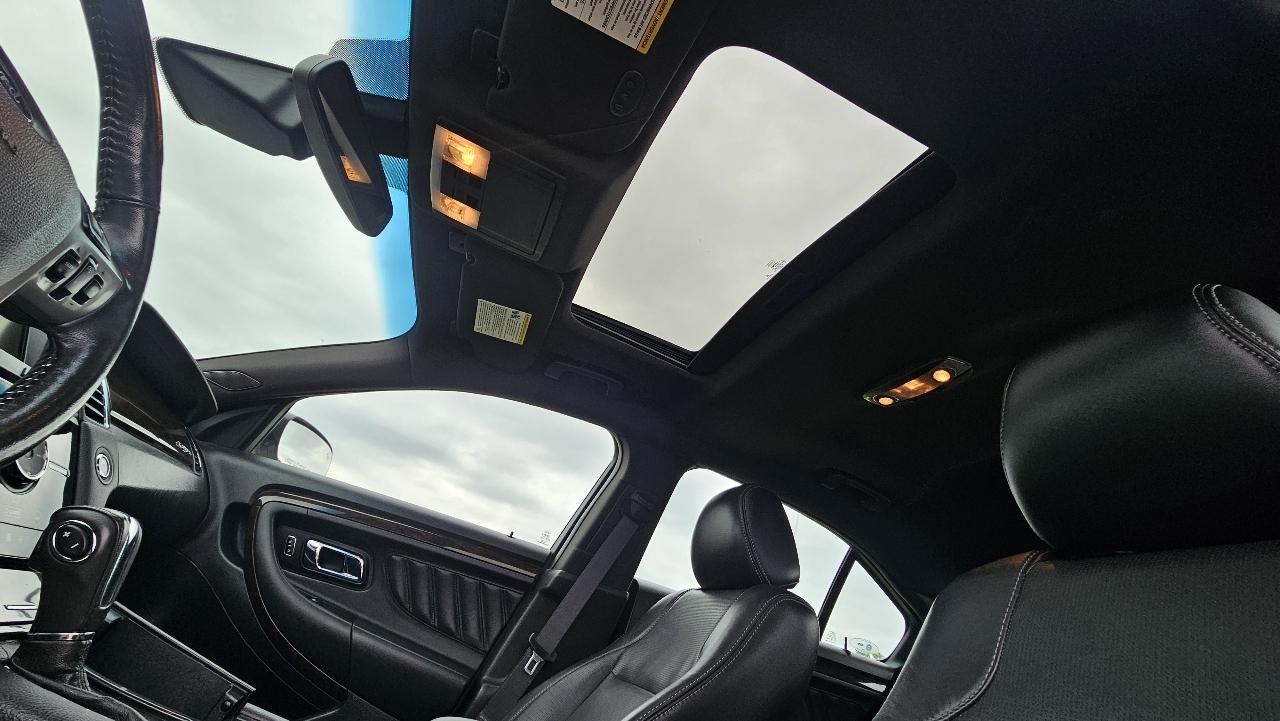 Ford Taurus 4dr Sdn Limited FWD 2014