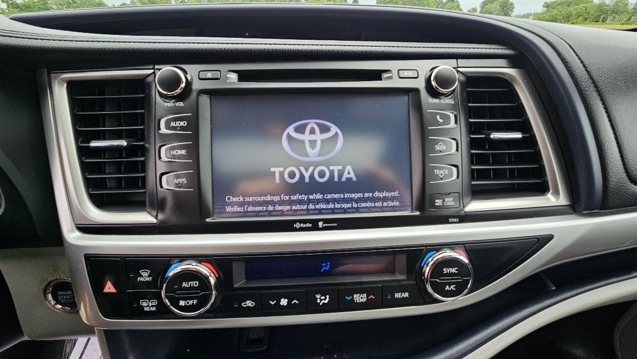 Toyota Highlander AWD 4dr V6 XLE (Natl) 2015