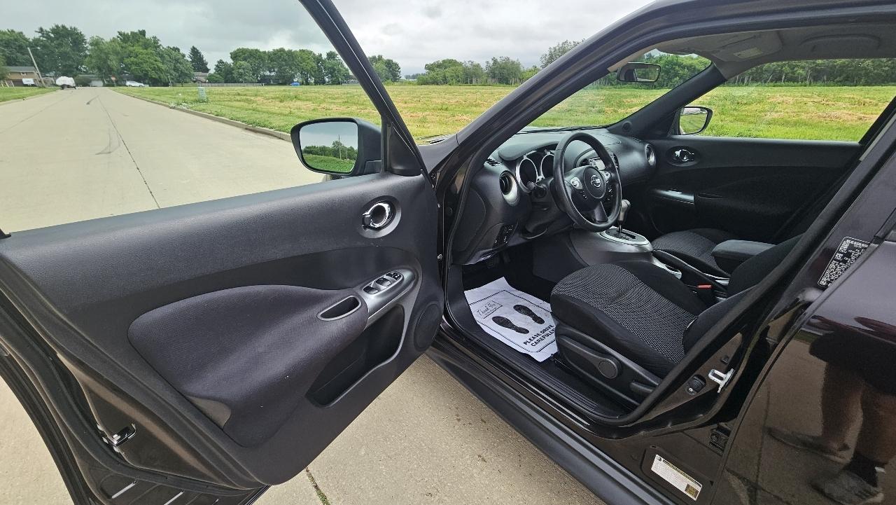 Nissan Juke 5dr Wgn CVT S AWD 2016