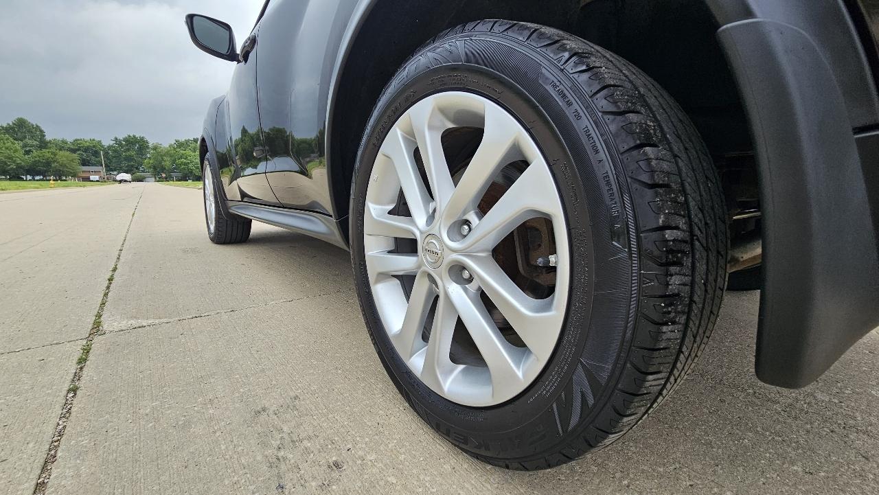 Nissan Juke 5dr Wgn CVT S AWD 2016