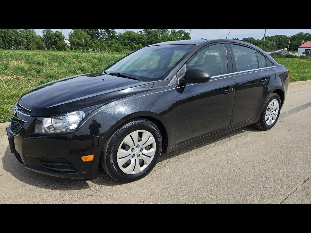 2012 Chevrolet Cruze 4dr Sdn LS