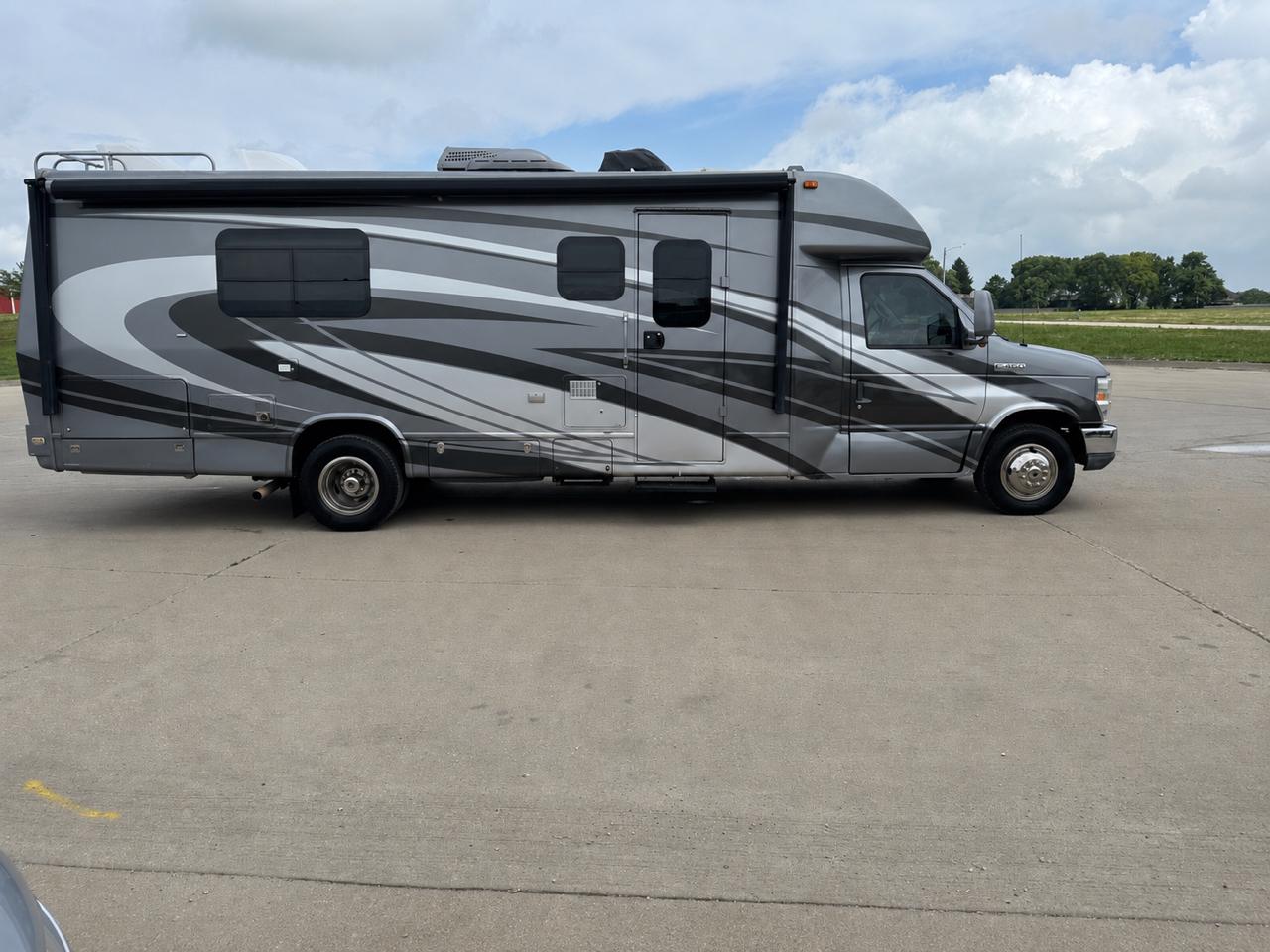 Phoenix Cruiser 2350  2015