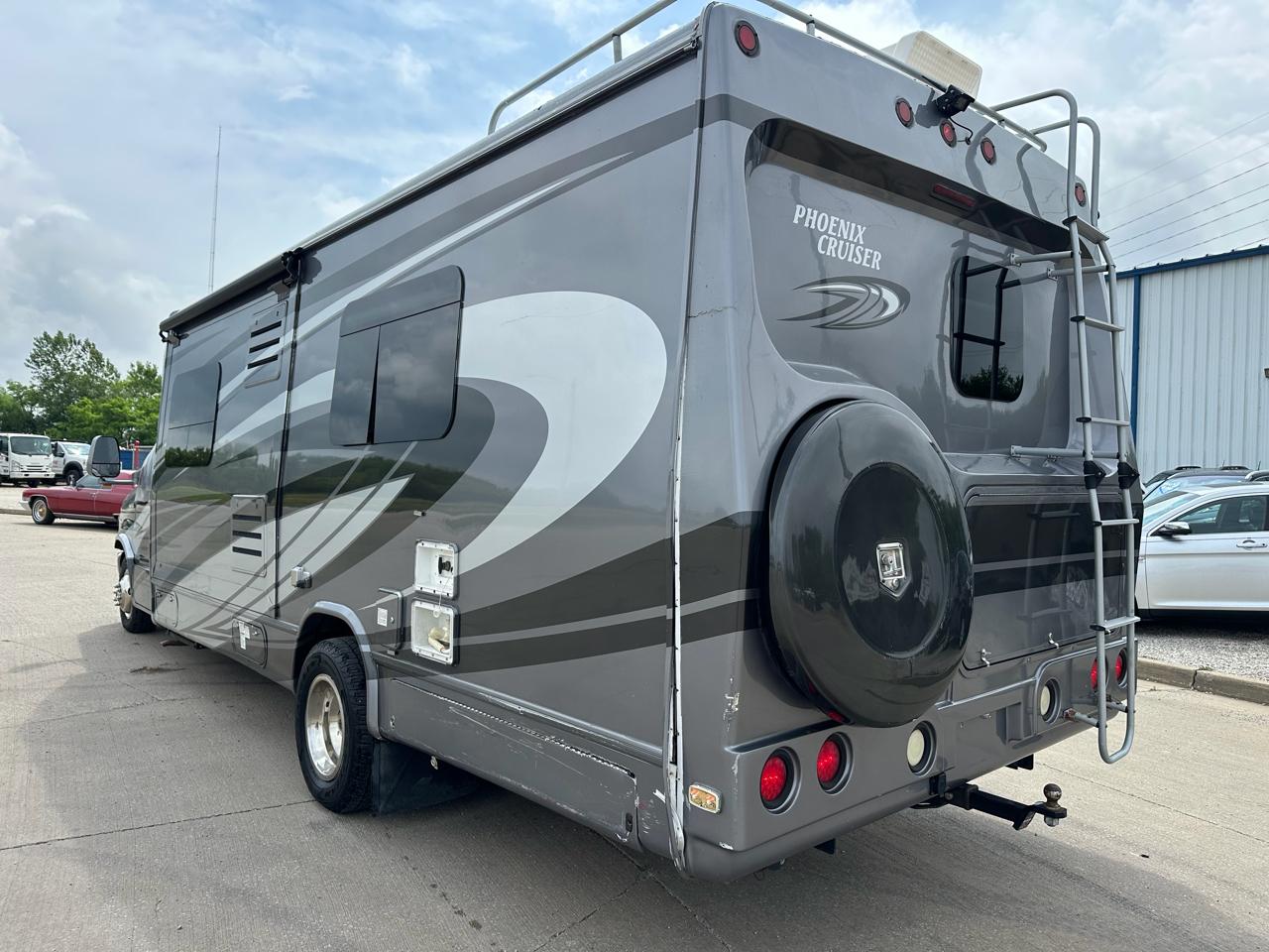 Phoenix Cruiser 2350  2015