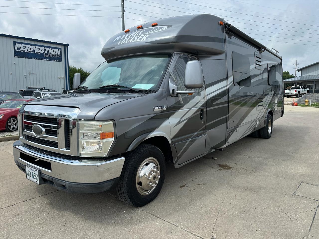 Phoenix Cruiser 2350  2015