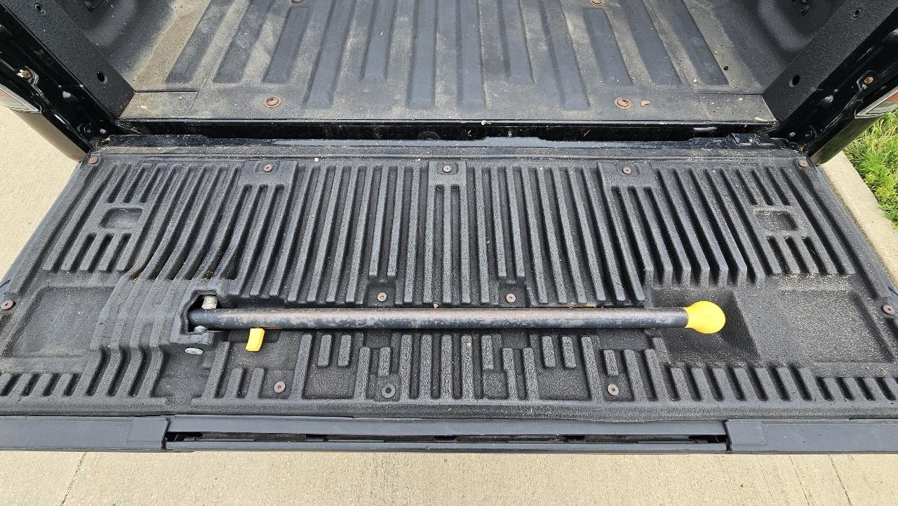 Ford F-150 4WD SuperCrew 145" Platinum 2013