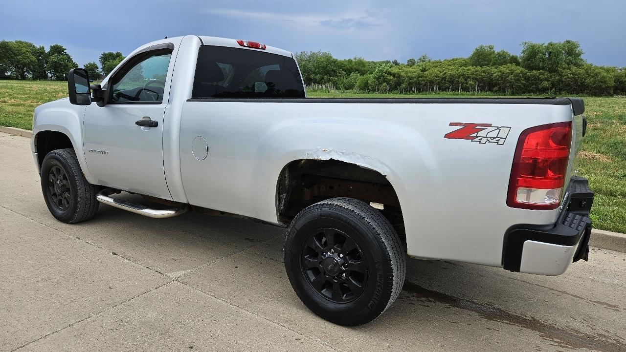 GMC Sierra 3500HD 4WD Reg Cab 133.7" SLE 2014
