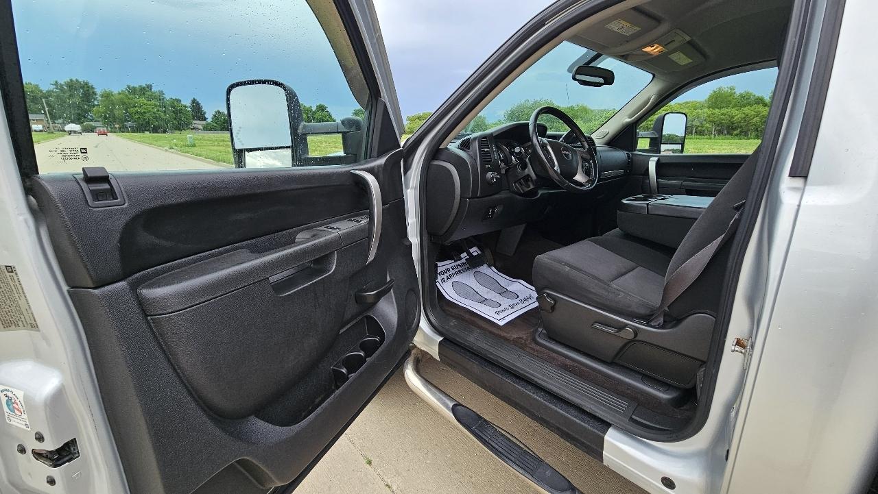 GMC Sierra 3500HD 4WD Reg Cab 133.7" SLE 2014