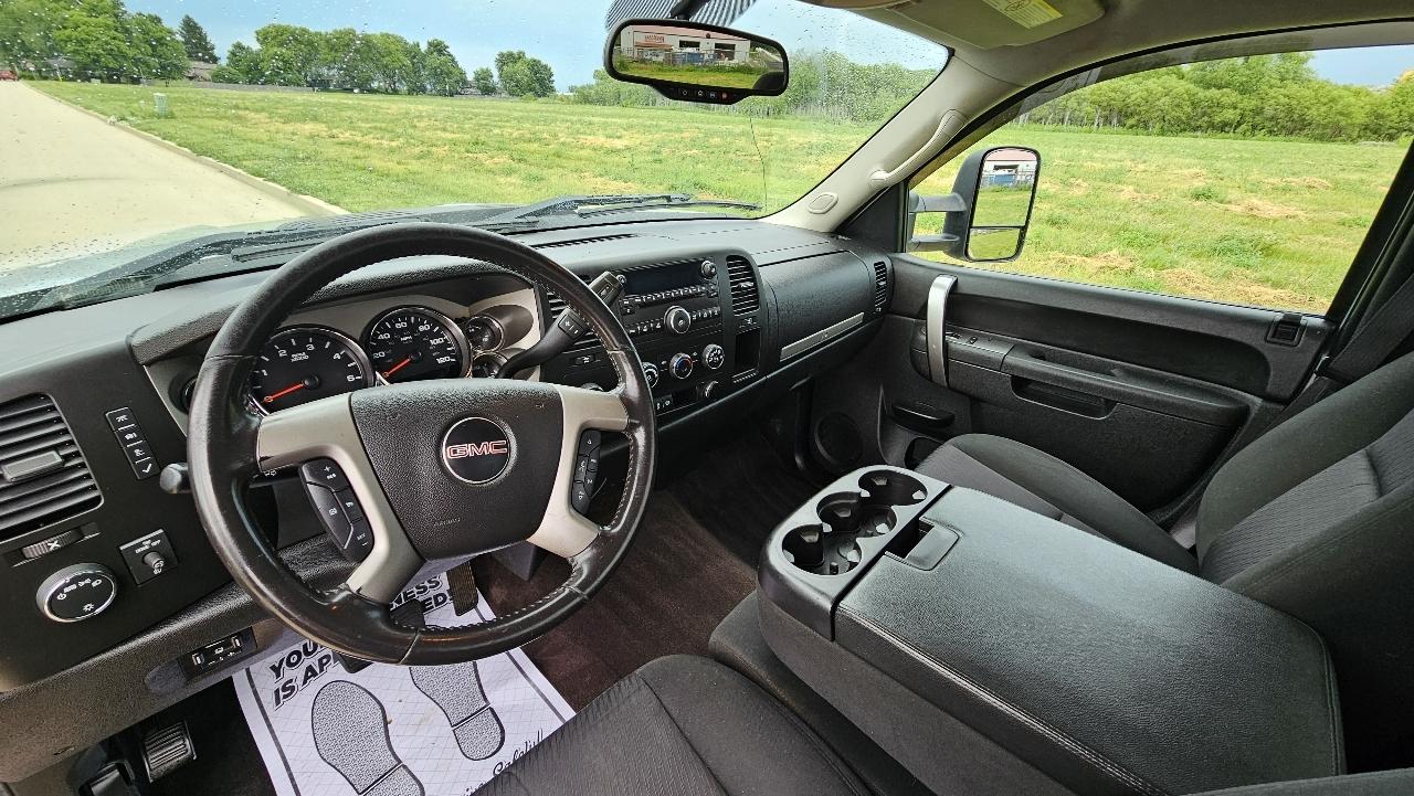 GMC Sierra 3500HD 4WD Reg Cab 133.7" SLE 2014