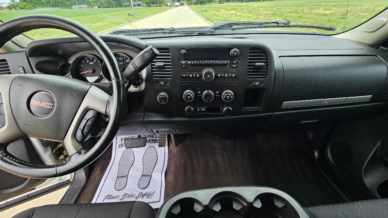 GMC Sierra 3500HD 4WD Reg Cab 133.7" SLE 2014