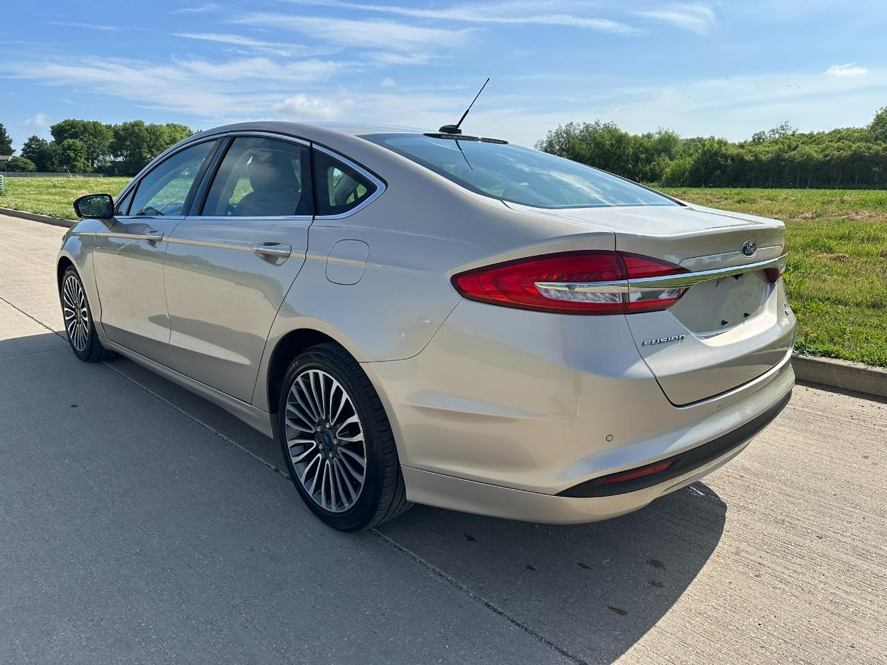 Ford Fusion SE FWD 2017