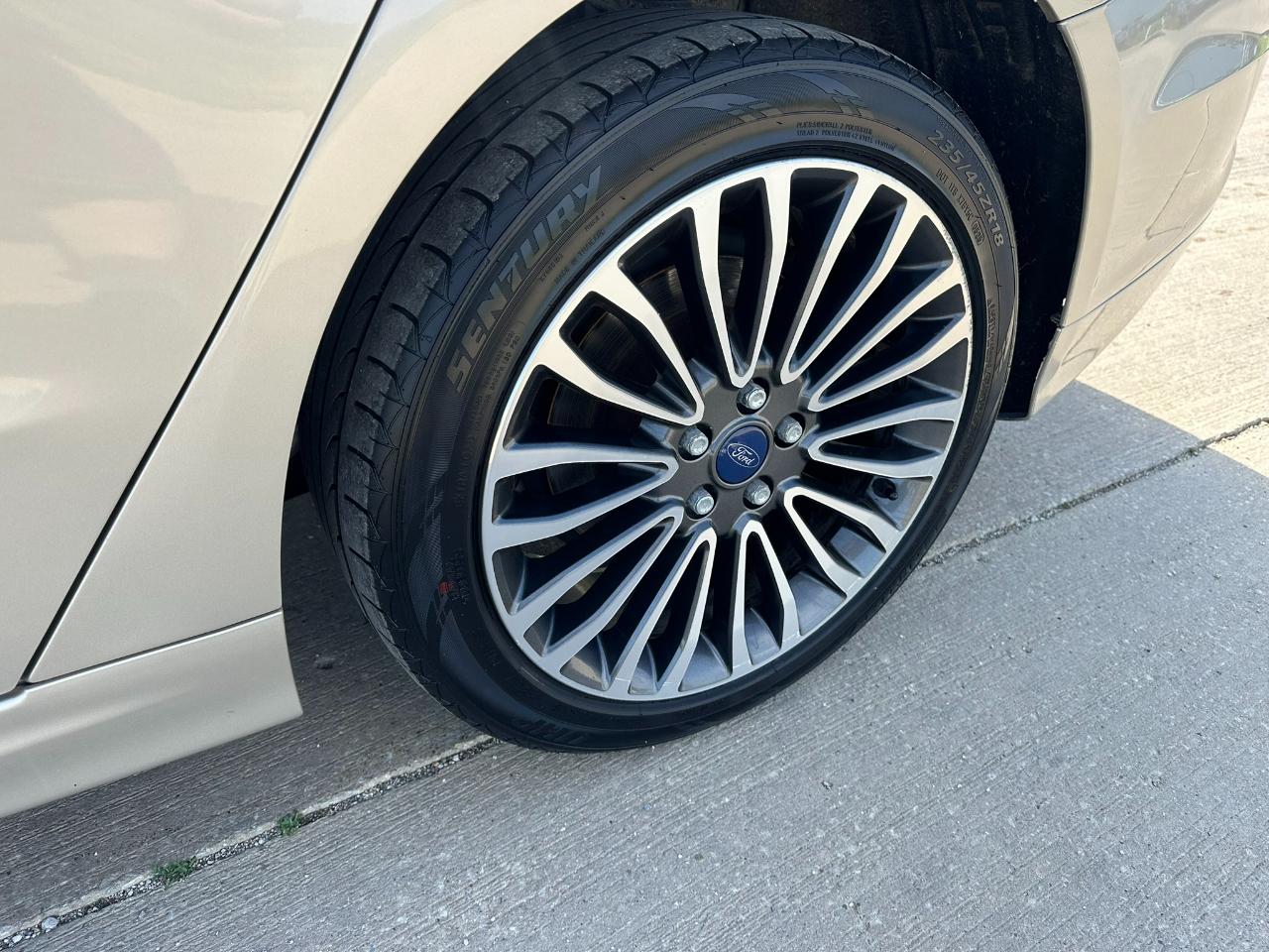 Ford Fusion SE FWD 2017
