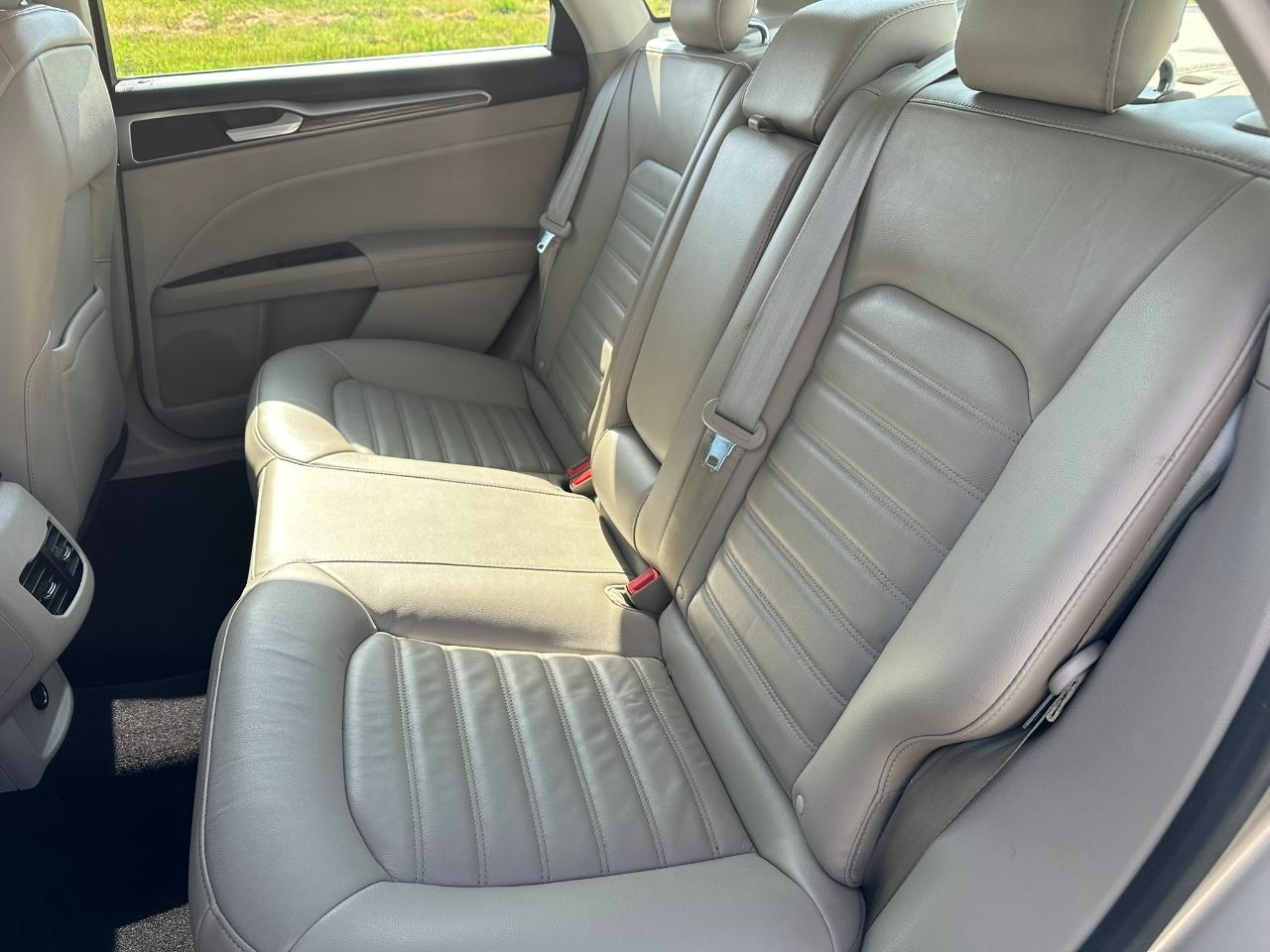 Ford Fusion SE FWD 2017