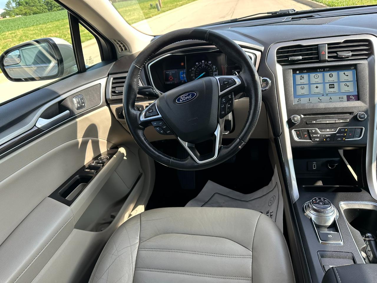 Ford Fusion SE FWD 2017