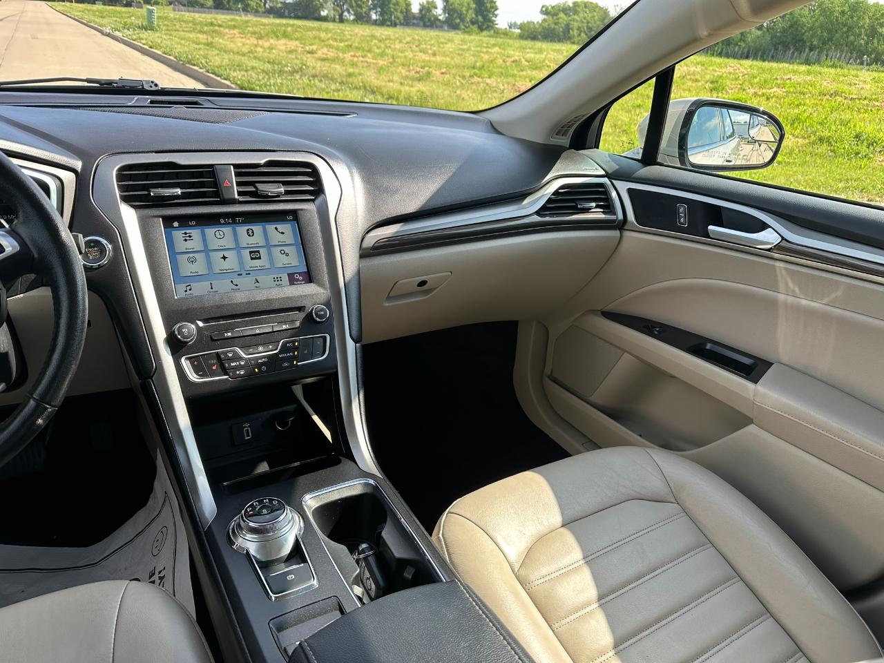 Ford Fusion SE FWD 2017
