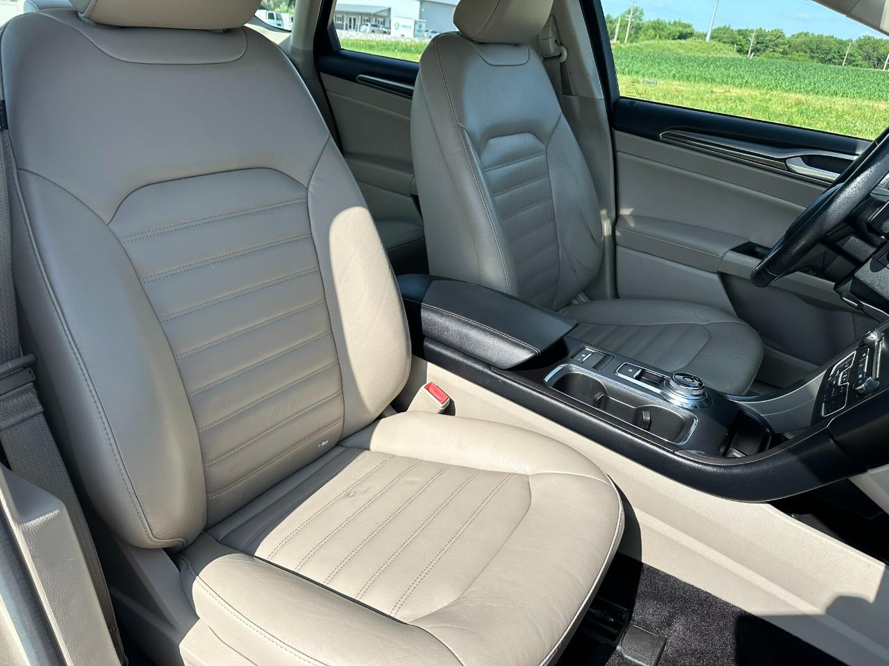 Ford Fusion SE FWD 2017