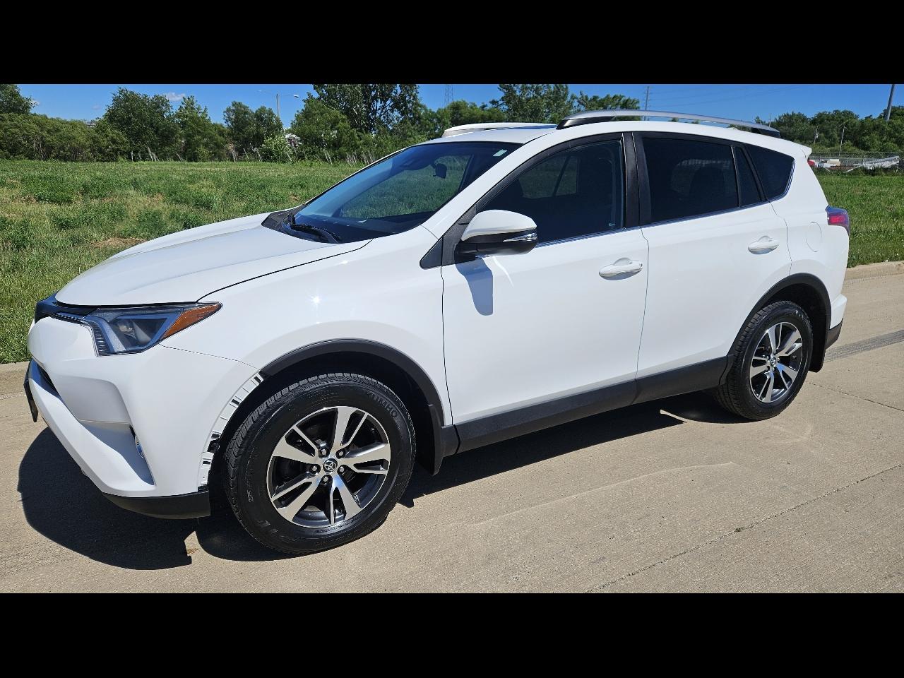 Toyota RAV4 Adventure AWD (Natl) 2018