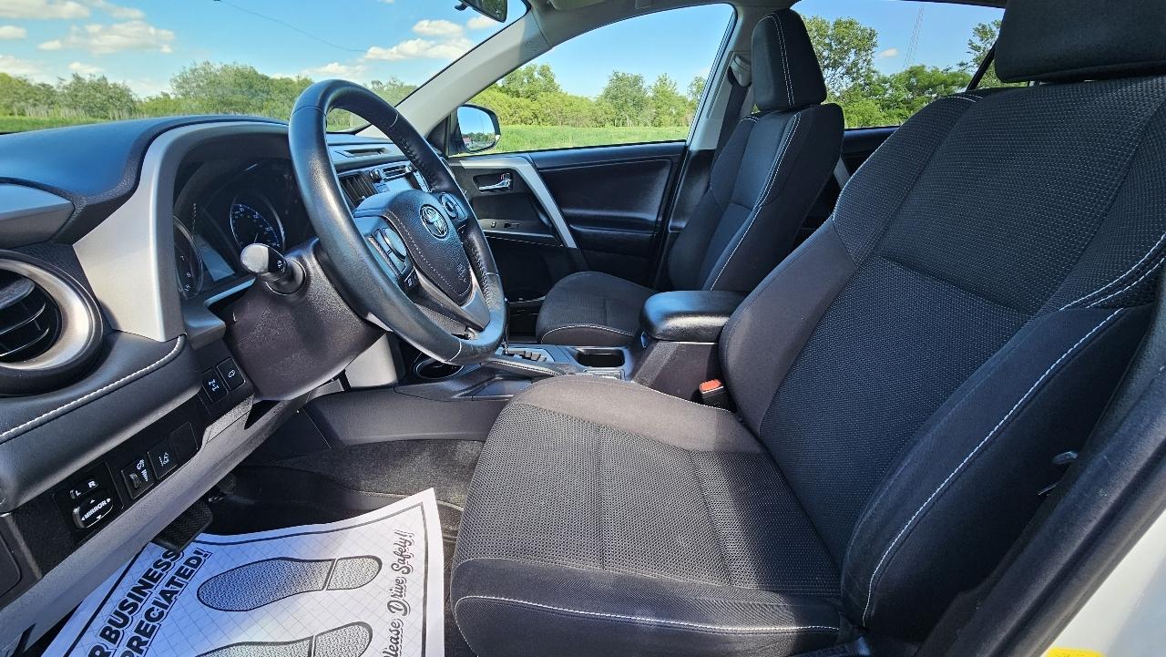 Toyota RAV4 Adventure AWD (Natl) 2018