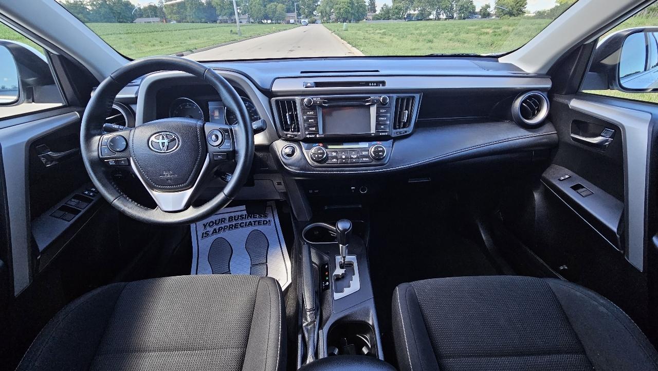 Toyota RAV4 Adventure AWD (Natl) 2018