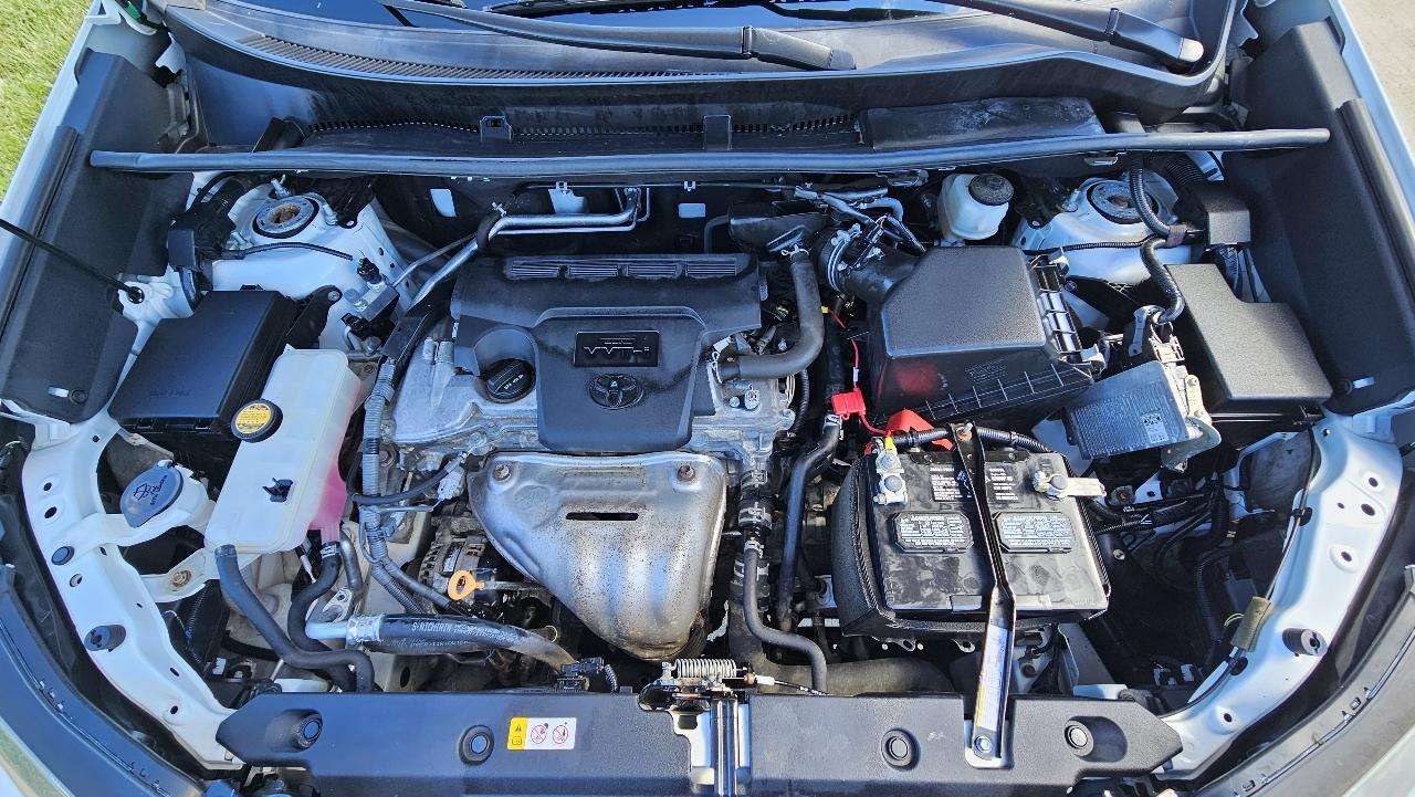 Toyota RAV4 Adventure AWD (Natl) 2018