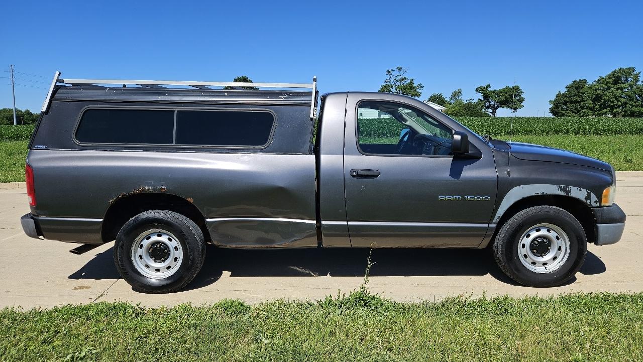 Dodge Ram 1500 2dr Reg Cab 120.5" WB ST 2003