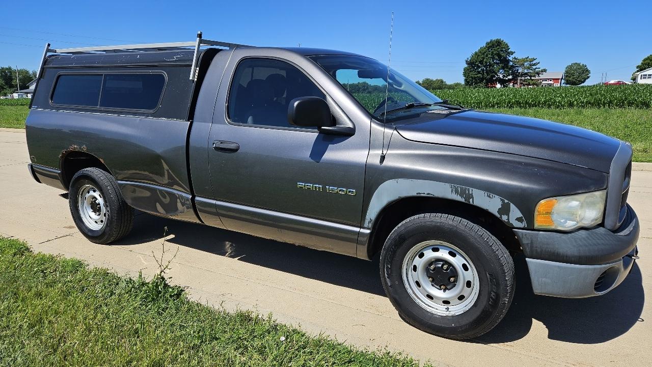 Dodge Ram 1500 2dr Reg Cab 120.5" WB ST 2003