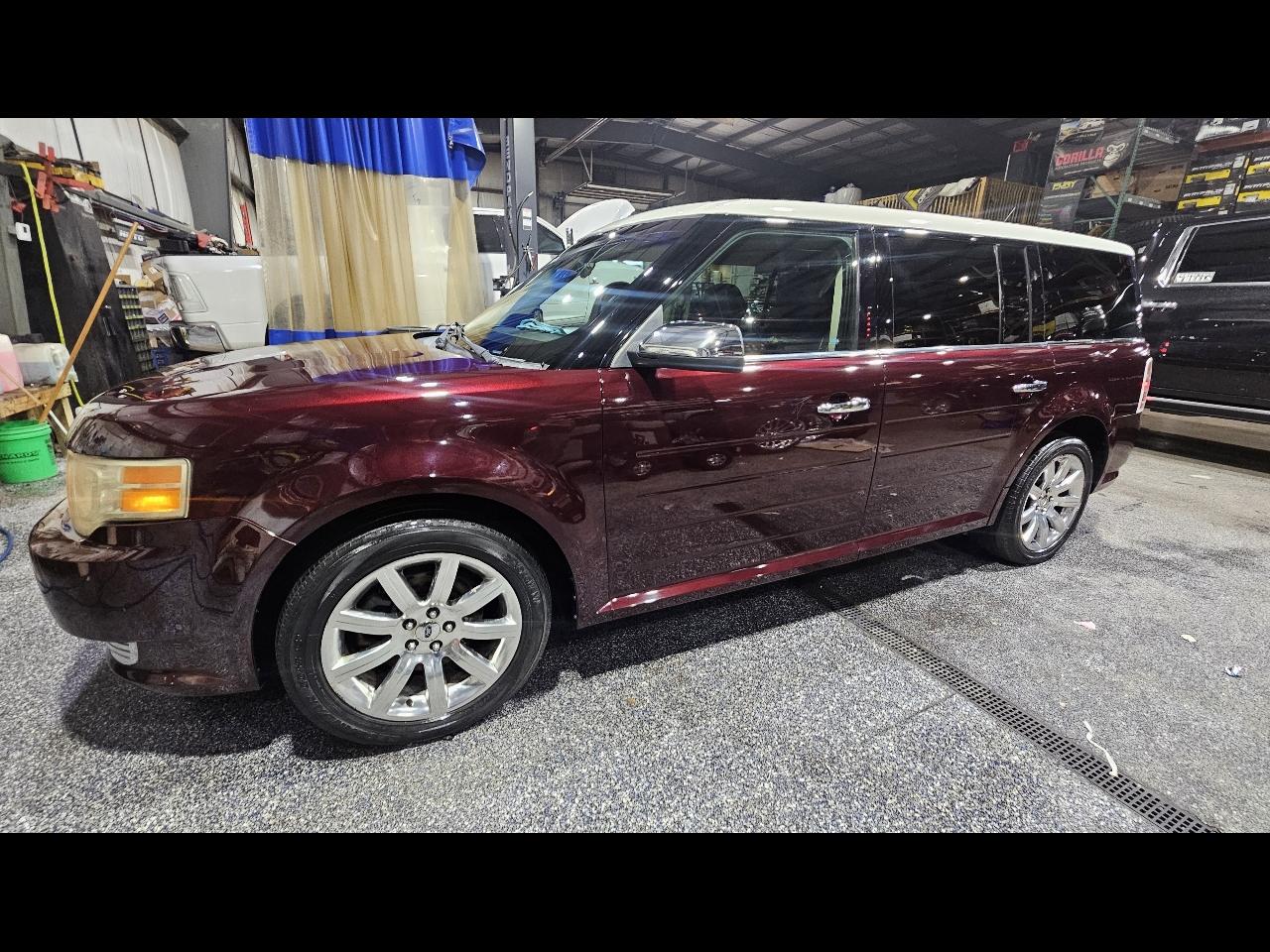 Ford Flex 4dr Titanium FWD 2011