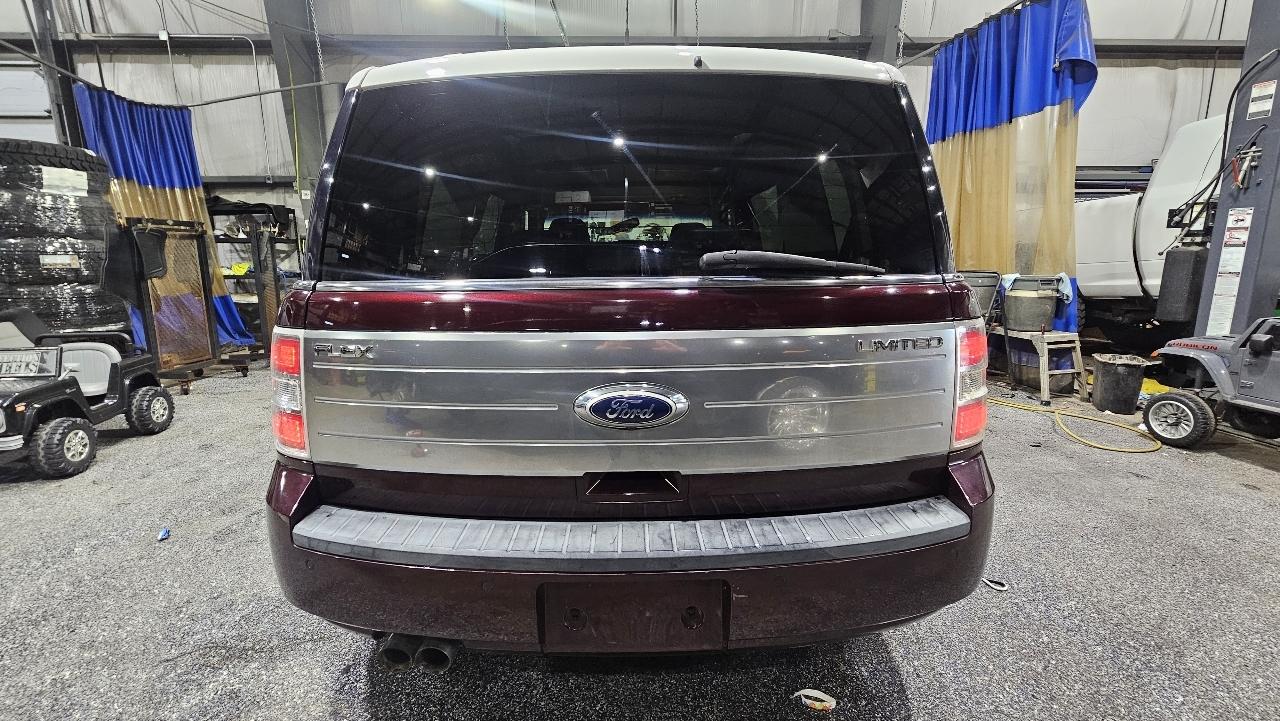 Ford Flex 4dr Titanium FWD 2011