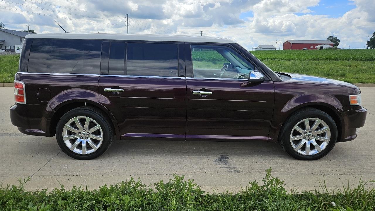 Ford Flex 4dr Titanium FWD 2011