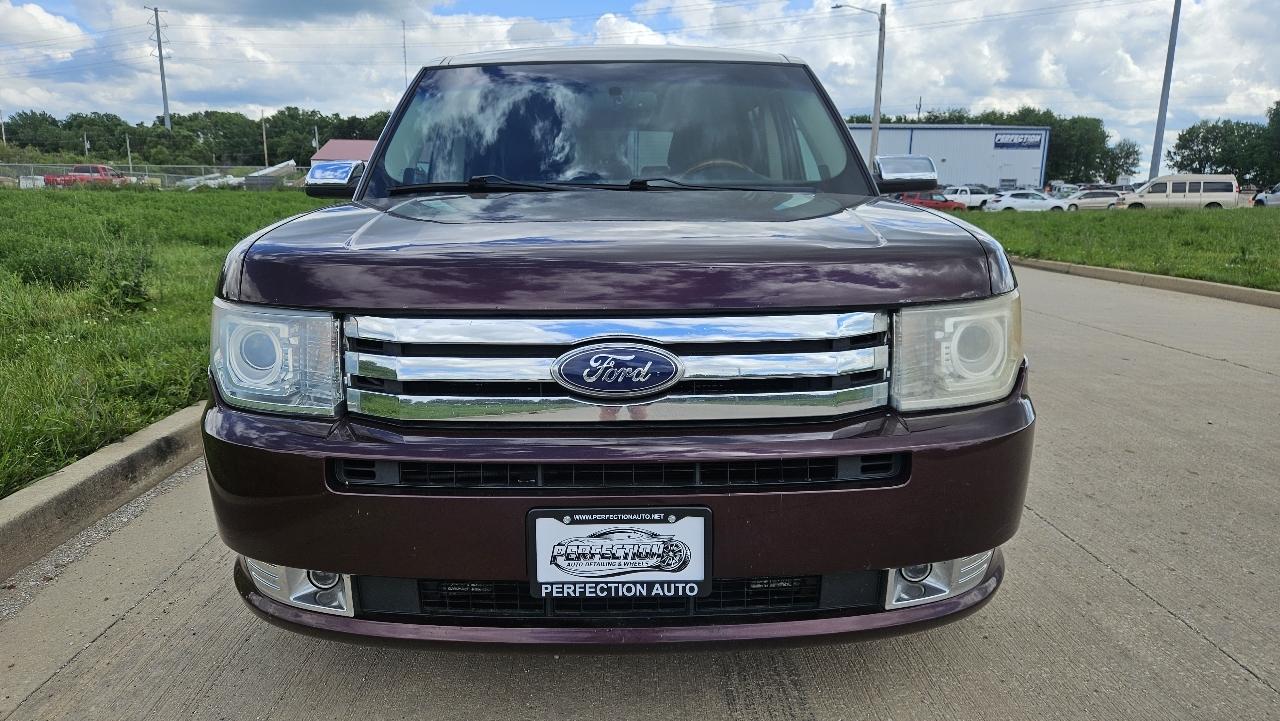 Ford Flex 4dr Titanium FWD 2011