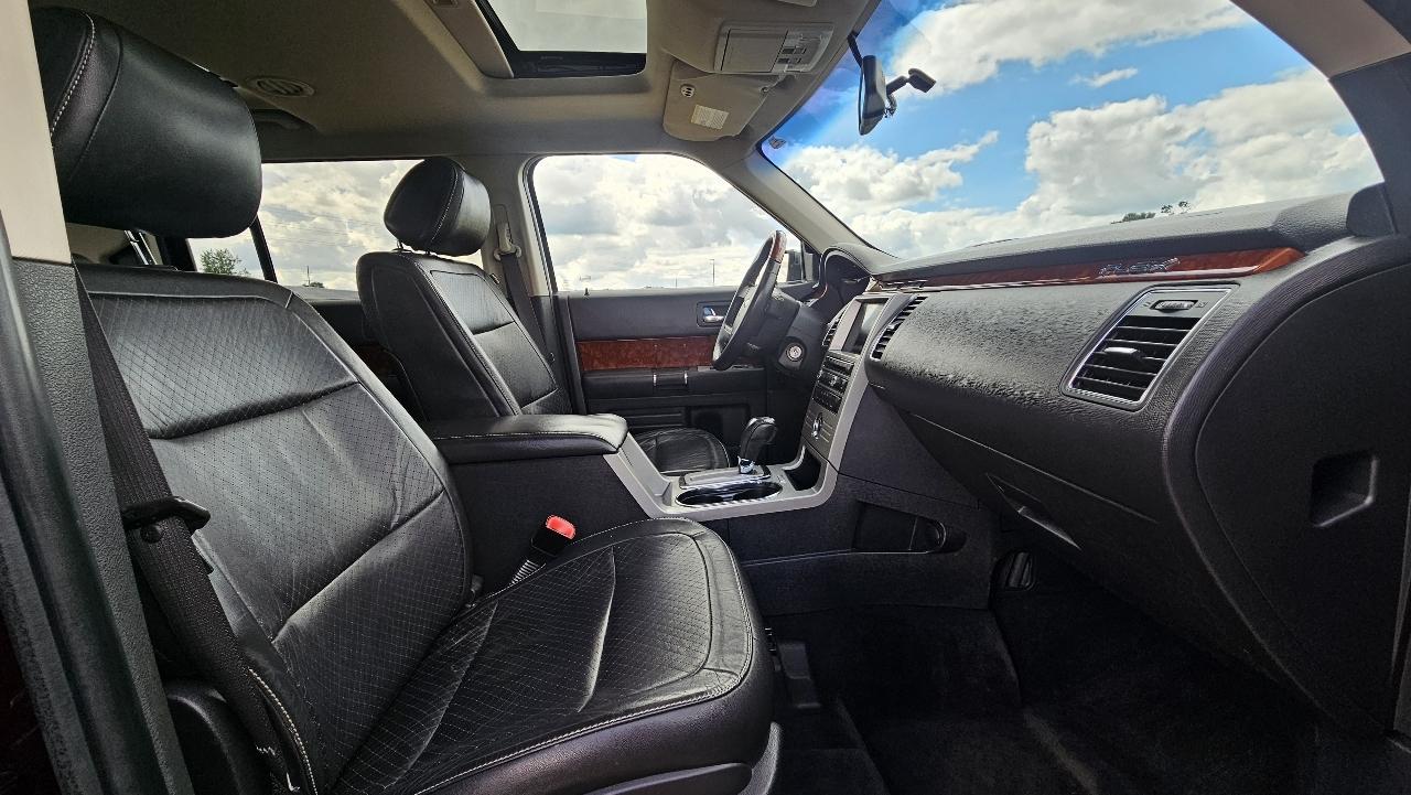 Ford Flex 4dr Titanium FWD 2011