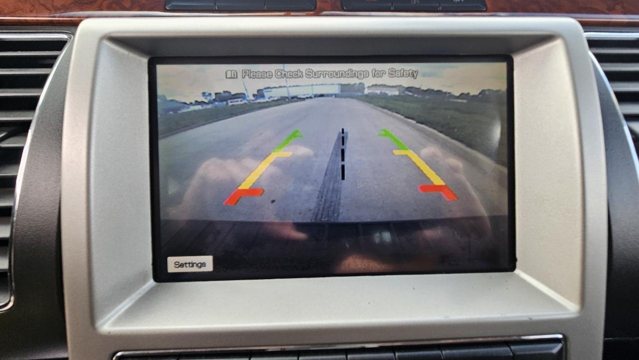 Ford Flex 4dr Titanium FWD 2011