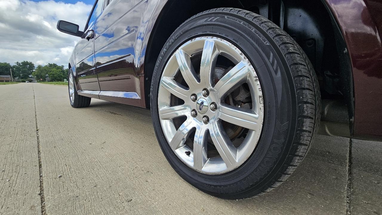 Ford Flex 4dr Titanium FWD 2011
